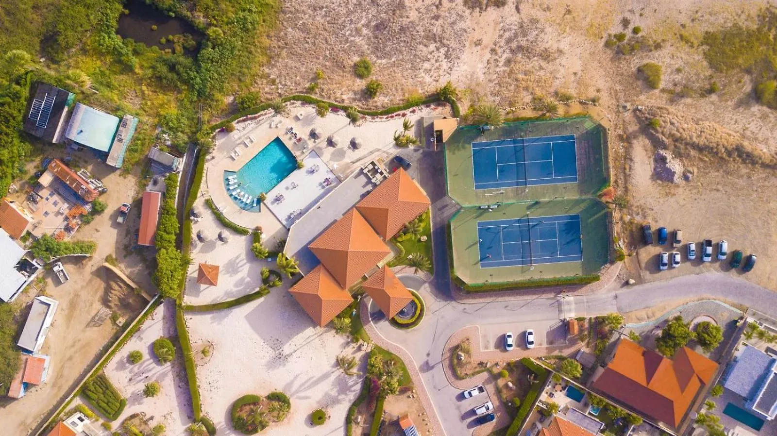 Willa Indescribable Town House With Jacuzzi Palm Beach Aruba