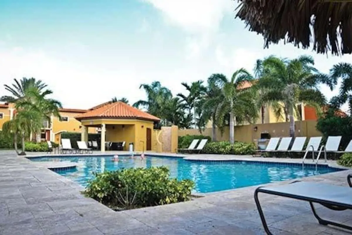 Villa Indescribable Town House With Jacuzzi Palm Beach
