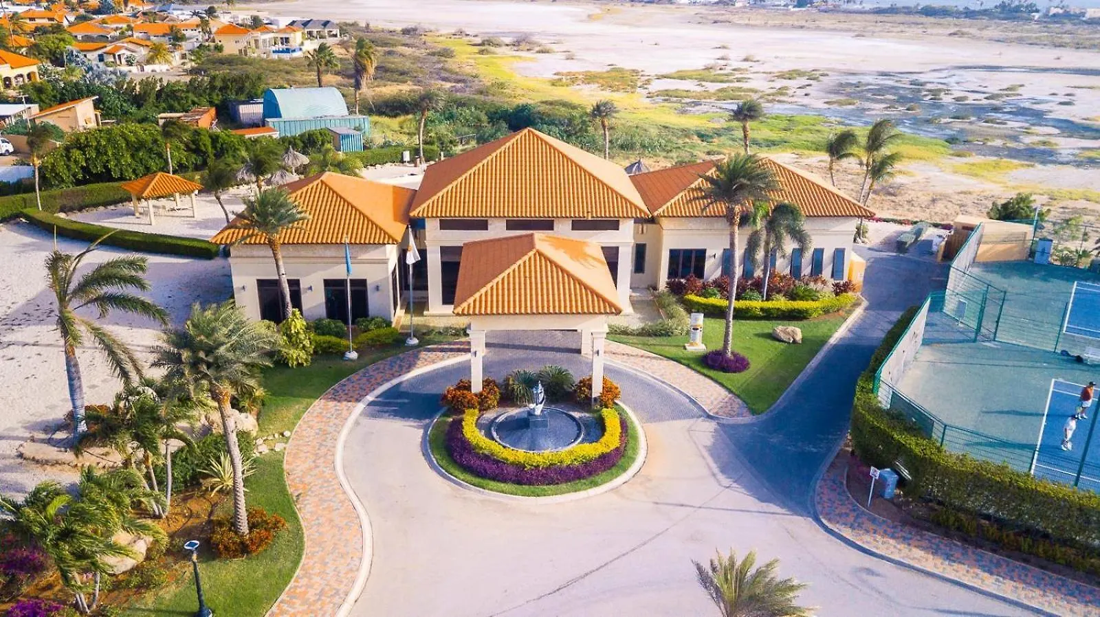 Vila Indescribable Town House With Jacuzzi Palm Beach 0*,  Aruba
