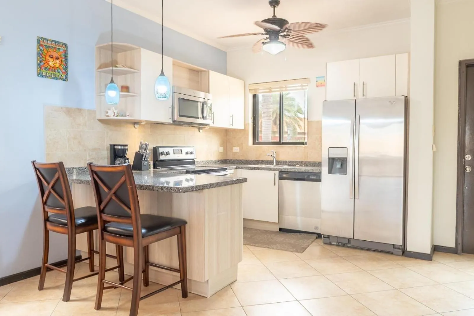 Vila Indescribable Town House With Jacuzzi Palm Beach Aruba